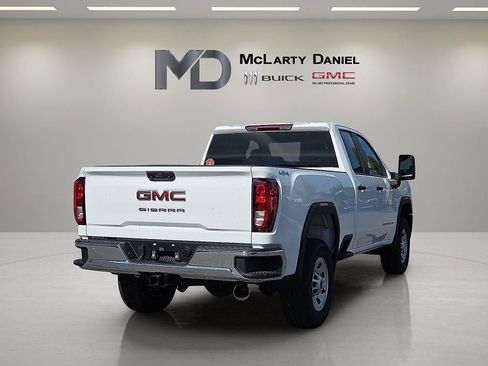 New 2026 GMC Sierra 2500 Pro image 5
