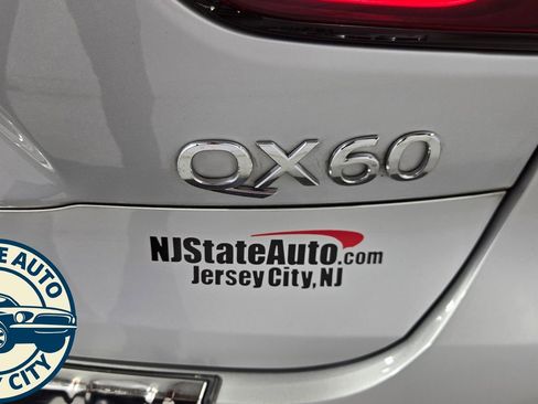 Used 2017 INFINITI QX60 Luxe AWD/4WD image 35
