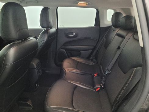 Used 2021 Jeep Compass Latitude AWD/4WD image 18