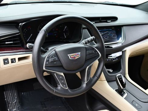 Used 2019 Cadillac XT5 Luxury FWD image 46