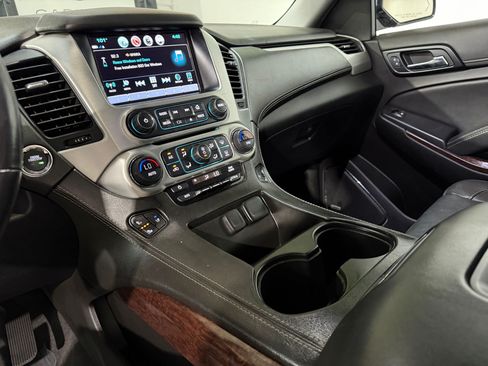 Used 2020 GMC Yukon SLT AWD/4WD image 32