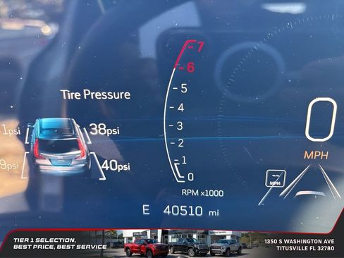 Used 2024 Cadillac XT4 Premium Luxury image 15