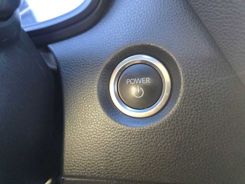 Certified 2024 Toyota Corolla SE image 32