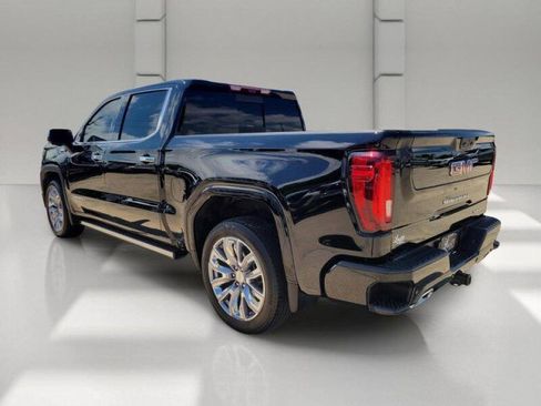 Used 2025 GMC Sierra 1500 Denali AWD/4WD image 8