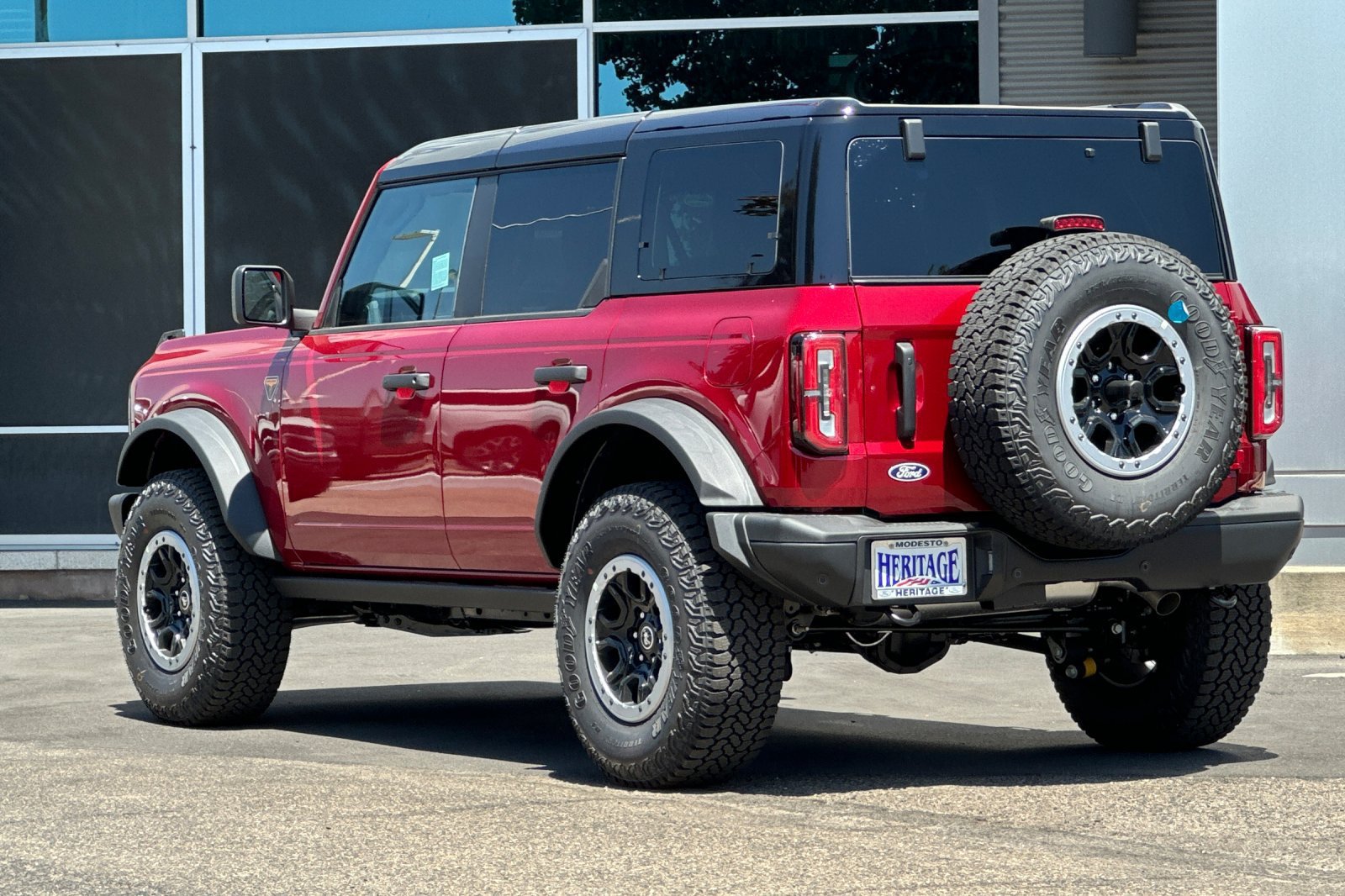 New 2026 Ford Bronco Badlands w/ Sasquatch Package AWD/4WD image 6