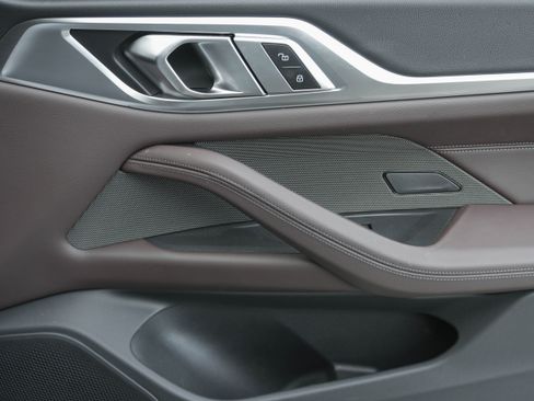 Certified 2023 BMW i4 eDrive40 w/ M Sport Package image 34