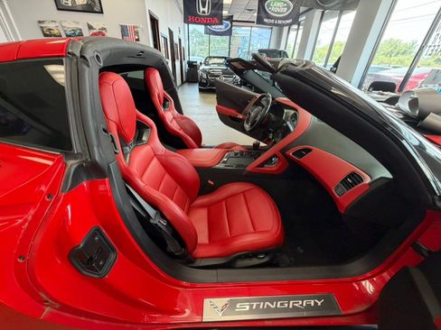 Used 2014 Chevrolet Corvette Stingray Coupe RWD image 41