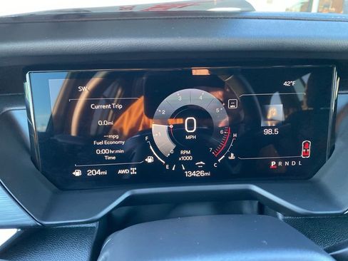 Used 2025 GMC Acadia Elevation w/ Elevation Premium Package image 14