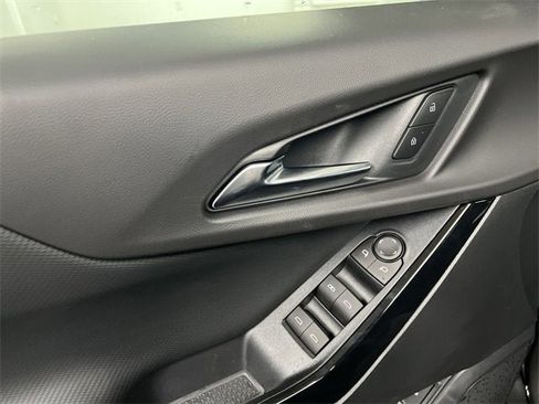 New 2026 Chevrolet Equinox LT w/ Convenience Package II image 23