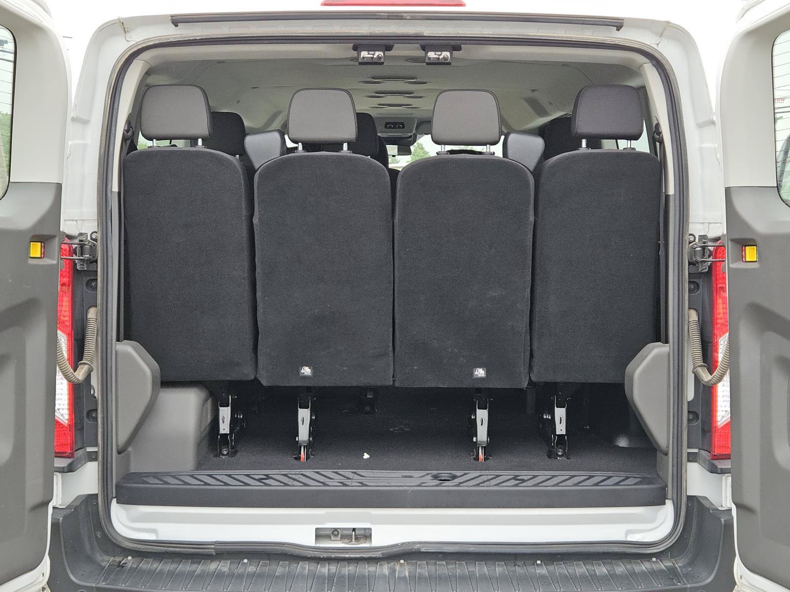 Used 2024 Ford Transit 350 XLT RWD image 9