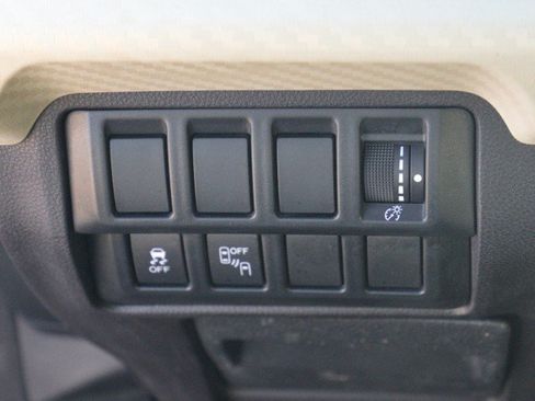 Used 2019 Subaru Ascent Premium AWD/4WD image 15