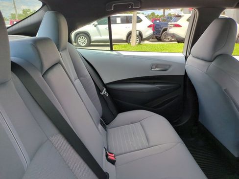 Certified 2025 Toyota Corolla SE FWD image 18