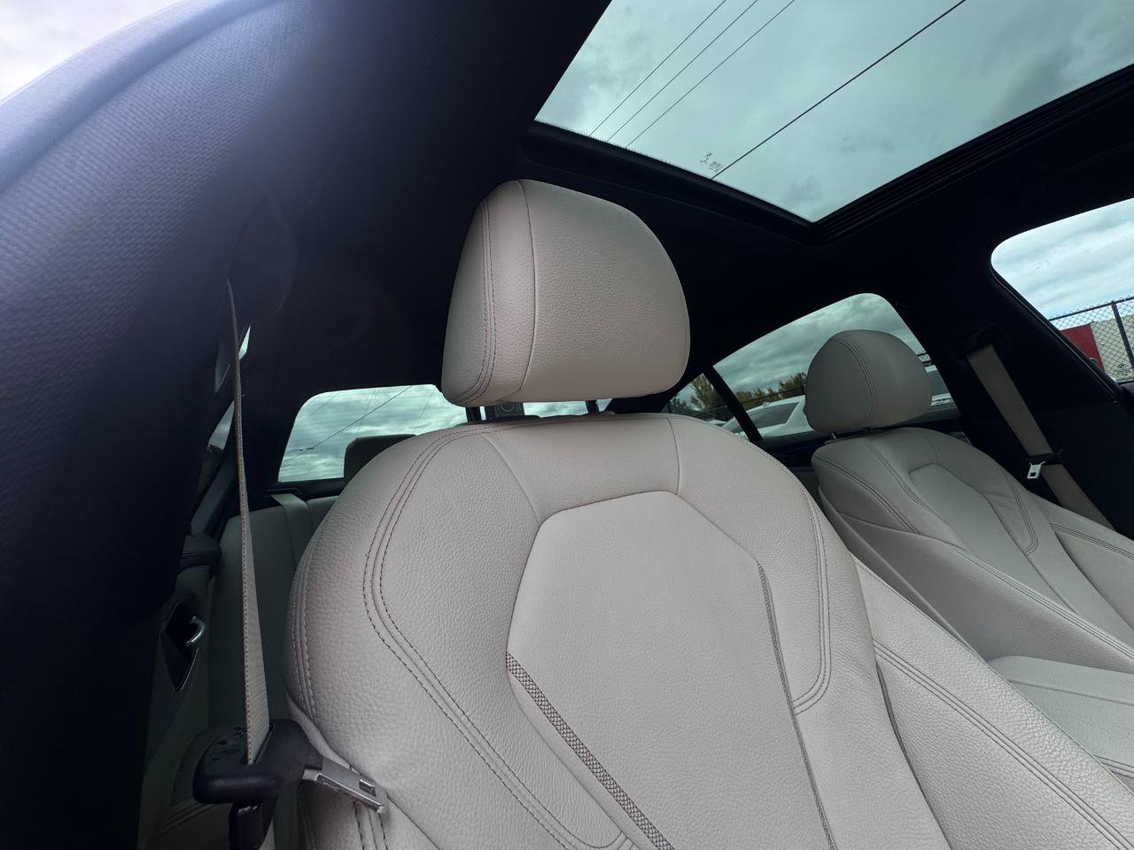 Used 2020 BMW 530i w/ M Sport Package RWD image 35
