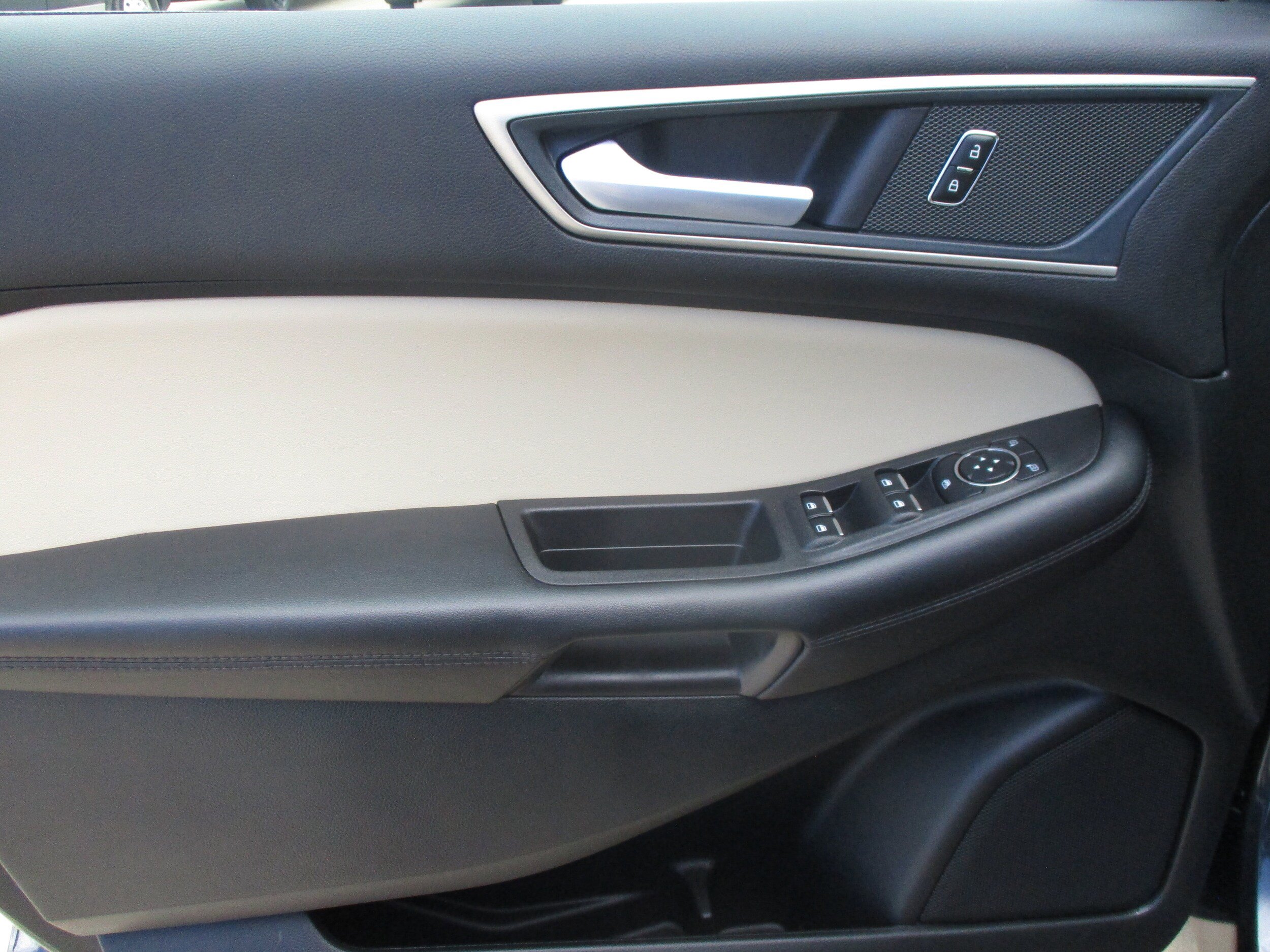 Used 2024 Ford Edge SEL w/ Convenience Package AWD/4WD image 33