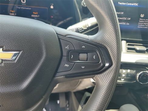 Used 2024 Chevrolet Trax LT image 24