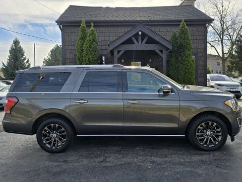 Used 2019 Ford Expedition Max Limited image 9