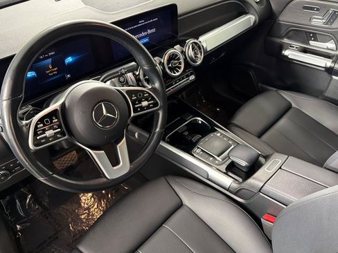 Used 2023 Mercedes-Benz GLB 250 image 9