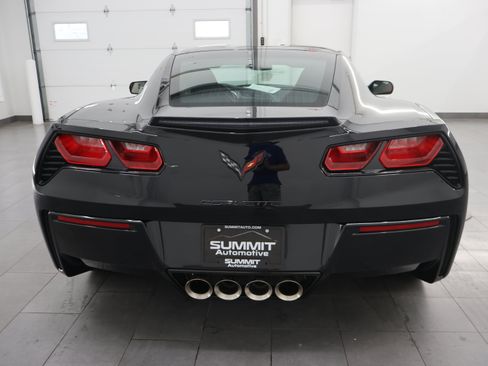 Used 2019 Chevrolet Corvette Stingray Coupe w/ Carbon Flash Badge Package RWD image 24