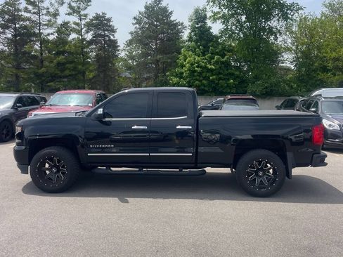 Used 2017 Chevrolet Silverado 1500 LTZ Z71 w/ LTZ Plus Package AWD/4WD image 5