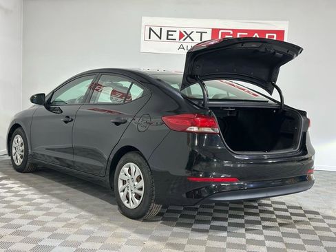 Used 2018 Hyundai Elantra SE w/ Cargo Package image 29