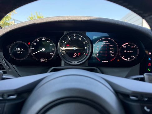 Certified 2023 Porsche 911 Carrera RWD image 17