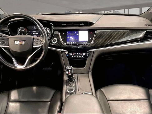 Used 2020 Cadillac XT6 Premium Luxury AWD/4WD image 8