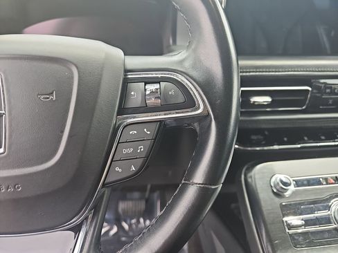 Used 2021 Lincoln Nautilus AWD w/ Equipment Group 101A image 23