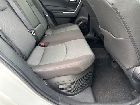 Used 2025 Toyota RAV4 XLE image 14