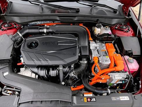 Used 2025 Hyundai Sonata Limited image 10