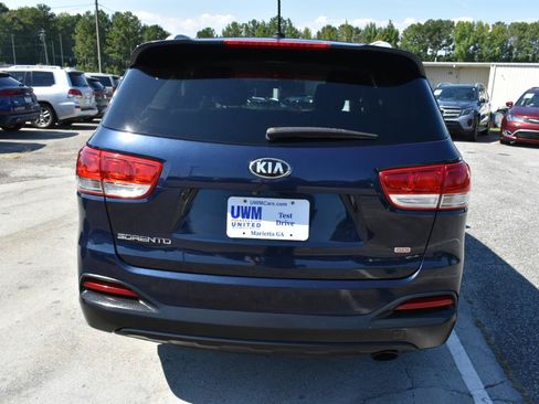 Used 2016 Kia Sorento FWD image 7