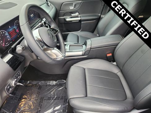 Certified 2025 Mercedes-Benz GLA 250 image 3