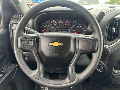 Used 2023 Chevrolet Silverado 1500 Custom AWD/4WD image 14