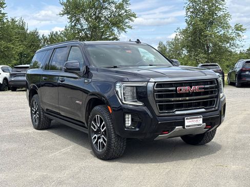 Used 2023 GMC Yukon XL AT4 w/ AT4 Premium Package AWD/4WD image 4
