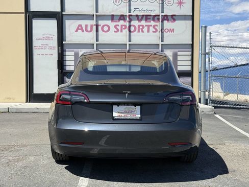 Used 2018 Tesla Model 3 Long Range RWD image 8