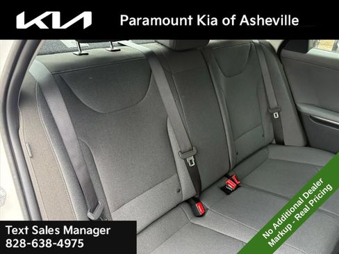New 2026 Kia K4 FWD image 21