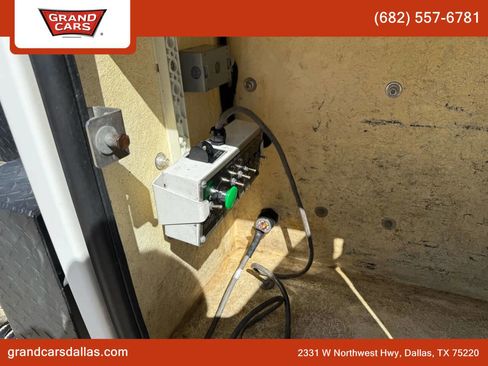 Used 2015 Ford F450 XL w/ Power Equipment Group image 11