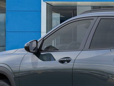New 2026 Chevrolet Trax LT w/ Driver Confidence Package FWD image 36
