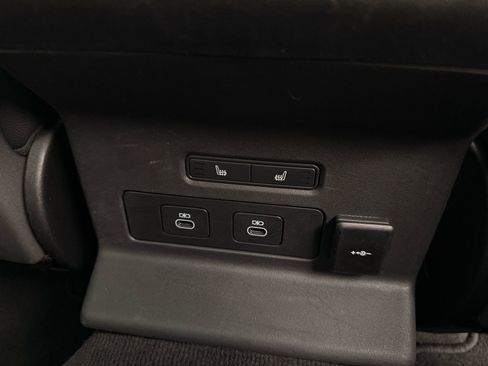 Used 2024 Land Rover Range Rover Velar S image 35