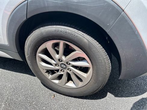 Used 2018 Hyundai Tucson SEL Plus w/ Cargo Package FWD image 6