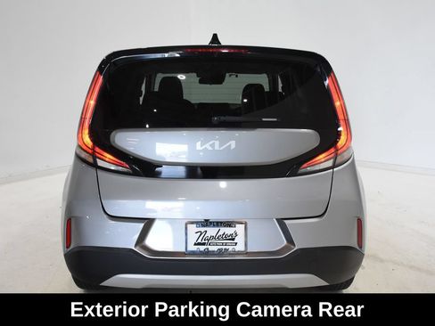 Used 2025 Kia Soul LX w/ LX Technology Package FWD image 5