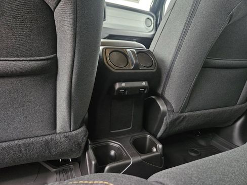 New 2025 Jeep Gladiator Sport image 30