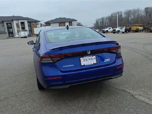 Used 2023 Honda Accord Sport image 6