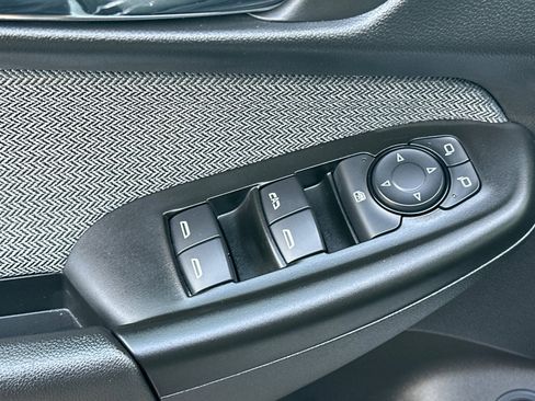 Used 2024 Chevrolet TrailBlazer LT w/ Convenience Package image 12