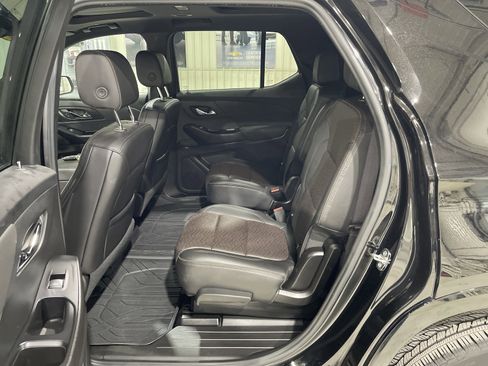 Used 2023 Chevrolet Traverse High Country w/ LPO, Floor Liner Package image 12