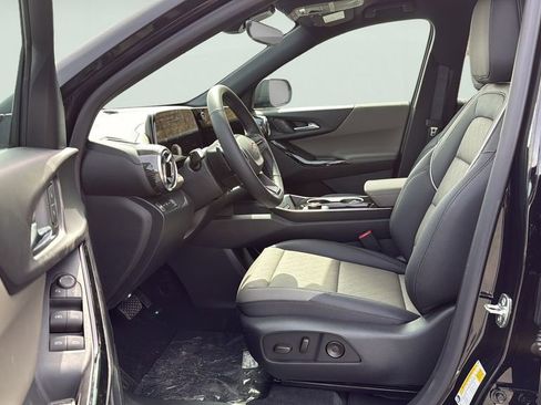 New 2026 Chevrolet Equinox LT w/ Convenience Package II AWD/4WD image 22
