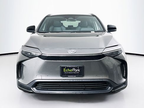 Used 2024 Toyota bZ4X XLE w/ Weather Package image 2