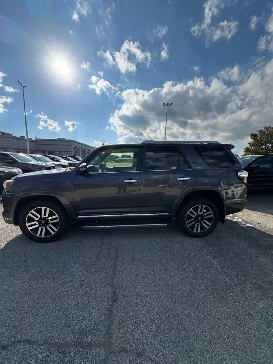 Used 2023 Toyota 4Runner Limited AWD/4WD image 13