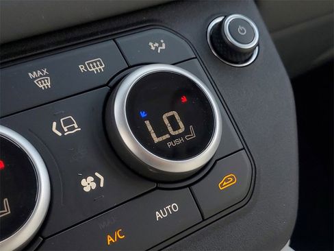 New 2025 Land Rover Defender 110 S image 26