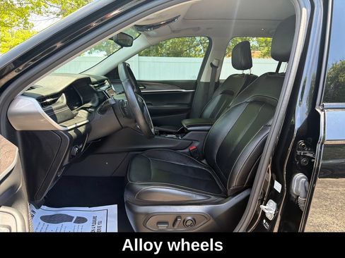 Used 2022 Jeep Grand Cherokee Limited AWD/4WD image 22