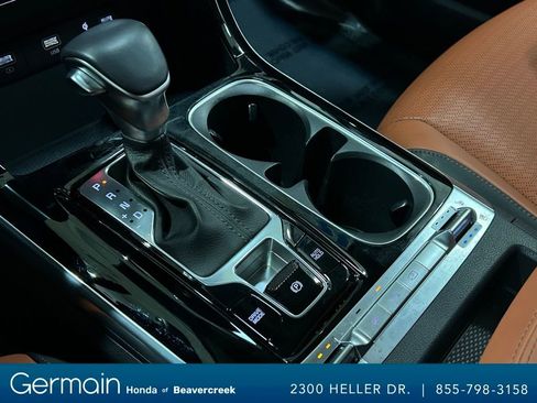 Used 2024 Kia Carnival SX Prestige image 25